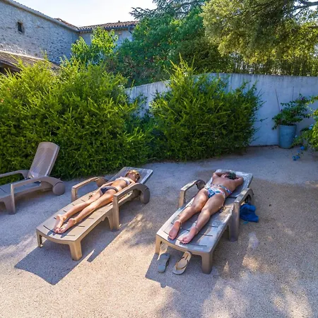 De Plos N1 Clim Piscine Ombragé En Campagne *